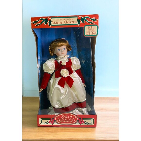 Dan Dee Soft Expressions Genuine Porcelain Doll With Stand Victorian Christmas - Picture 1 of 9